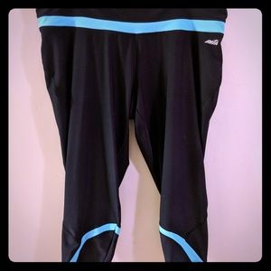 Avia athletic capris